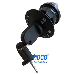 Interruptor de Encendido y Bloqueo de Ignición para Carro de Golf EZGO RXV Importado, Modelo 605637 61128 - Product Image 1