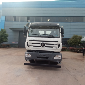 Camion-citerne à vide de grande capacité BEIBEN pour l'aspiration des eaux usées, des excréments et des fosses septiques - Product Image 2