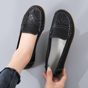 Nouvelles chaussures pour femmes 2026, mocassins à enfiler pour femmes, grande <span class=keywords><strong>taille</strong></span>, printemps automne, confortables, décontractées, chaussures creuses, mocassins pour maman - Product Image 4