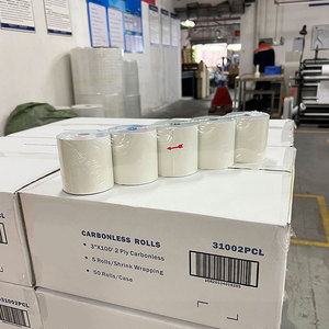 Nhà máy tùy chỉnh duy nhất hai ba lớp 80*80 57*40 75x55 Mét POS Máy tiền mặt đăng ký hóa đơn hóa đơn NCR <span class=keywords><strong>carbonless</strong></span> giấy cuộn - Product Image 4