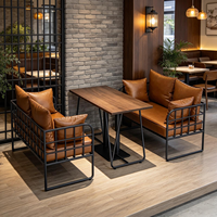 Tables Combinées Commerciales à Cadre Métallique Simple et Tabourets en Bois Assortis pour la Restauration Rapide et les Snack-bars (Vente en Gros)
