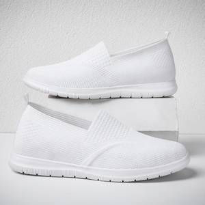 Chaussures de sport ultra-légères à enfiler avec empeigne en maille respirante, semelle épaisse, rehaussement invisible de 6 cm et coussin d'air - Product Image 2