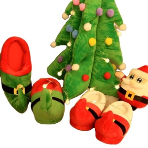 Chaussons d'intérieur de Noël 2025 en fourrure pelucheuse, chauds pour l'hiver, antidérapants, légers, doux et thermiques, décoration de Noël - Product Image 1