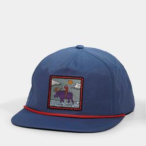 Casquettes Snapback en nylon non structurées à 5 panneaux avec patch tissé personnalisé OEM et cordon, style mode - Product Image 4