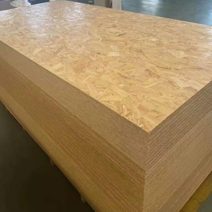 Fábrica <span class=keywords><strong>de</strong></span> <span class=keywords><strong>OSB</strong></span>, 9mm, 12mm, 15mm, 18mm, OSB2, OSB3, Buena Calidad, Buen <span class=keywords><strong>Precio</strong></span>, Proveedor <span class=keywords><strong>de</strong></span> Madera <span class=keywords><strong>de</strong></span> China - Product Image 1