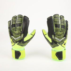 ถุงมือผู้รักษาประตู 2025 NEW ST Professional Predator Pro 3.55 มม. URG 2.0 แบบระบายอากาศได้ดี ผลิตจากยางลาเท็กซ์แบบไฮบริด ตัดเย็บพิเศษ ยึดเกาะดีเยี่ยม เหมาะสำหรับการเล่นกีฬาทั่วไปและในโรงยิม - Product Image 2