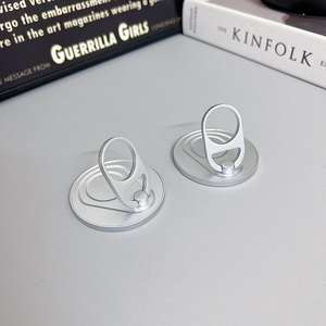 Vente en gros d'anneaux de téléphone magnétiques créatifs Cola Can, support de téléphone en alliage sans fil, nouveau support de bague attaché à l'arrière - Product Image 4