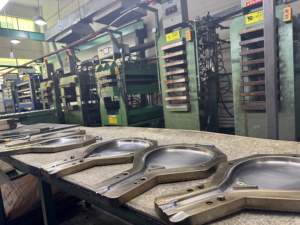 OEM 18K Carbon Fiber Frosted+3D Spin Texture Surface MultiEva Core <strong>Head</strong> <strong>Padel</strong> Racket with Anti-Vibration System for <strong>Pro</strong> Player - Product Image 4