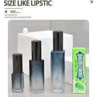 Flacons de parfum personnalisés 5ml 10ml 20ml en verre bleu dégradé rechargeables avec pulvérisateur à pompe pour décanter le parfum