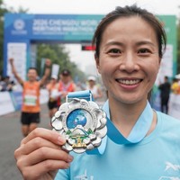 Médaille de Marathon Personnalisée en Forme de Fleur, Globe de Sable, Médaille de Finisseur Marathon Patrimoine Mondial, Récompense Métallique, Médaille Argentée avec Ruban