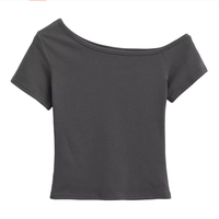CROP TOP COURT D'ÉTÉ À ÉPAULES DÉCOULÉES Runwaylover