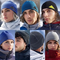 Acrylique courir femmes Slouch fourrure blanc haute qualité sport thermique réversible luxe crâne bonnets personnalisé casquette chapeau fabricant