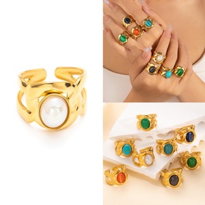 Nieuwe Trend Onregelmatige Gesimuleerde Parel Aanslag Sieraden Ringen Verguld Met 18K Goud Uitgehold Gesneden Titanium Open Ring Voor Vrouwen