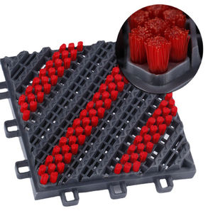 Tapis d'entrée intérieur/extérieur en nylon à trois brosses pour nettoyage modulaire - Product Image 3