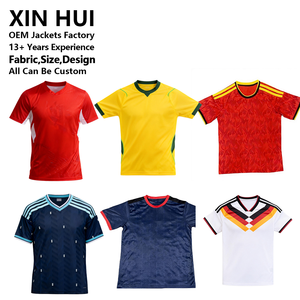 เสื้อฟุตบอลฤดูหนาวสีแดงพิมพ์โลโก้ตามสั่งสำหรับผู้ชาย เสื้อซ้อมฟุตบอลแห้งเร็ว ระบายอากาศได้ดี ชุดทีมย้อมสี ชุดกีฬา - Product Image 3