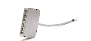 Arnés de cableado para tiras LED con caja de distribución: un extremo tiene un cable con terminal Dupont 2P y el otro extremo tiene una distribución de 6 posiciones. - Product Image 4