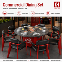 Ensemble de tables de restaurant industrielles avec logo personnalisé et design de fût d'huile, mobilier de salle à manger pour utilisation en magasin de marque