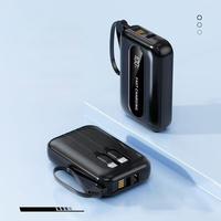Batterie externe portable mini haute qualité avec écran LCD, 10000 mAh, câbles intégrés, chargeur de téléphone avec cordon – Prix usine