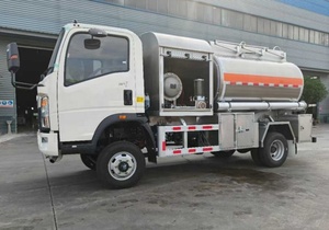 Camion-citerne à carburant Avgas 4x2 de 3000 litres personnalisé en usine, petit camion-citerne d'aviation pour aéroports d'aviation générale - Product Image 2