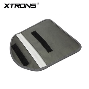 Pochette Faraday XTRONS 8 pouces grise pour bloquer les signaux RFID des clés de voiture - Product Image 3
