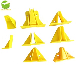 Support triangulaire jaune en plastique PP <span class=keywords><strong>pour</strong></span> poutre de plancher en fibre de verre FRP <span class=keywords><strong>pour</strong></span> système de plancher à lattes <span class=keywords><strong>pour</strong></span> bétail - Product Image 3