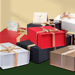 Caja de Regalo con Artículos de Hotel |   Estuche Rígido Magnético Resistente para Pantuflas |   20 Años de Experiencia - Product Image 2