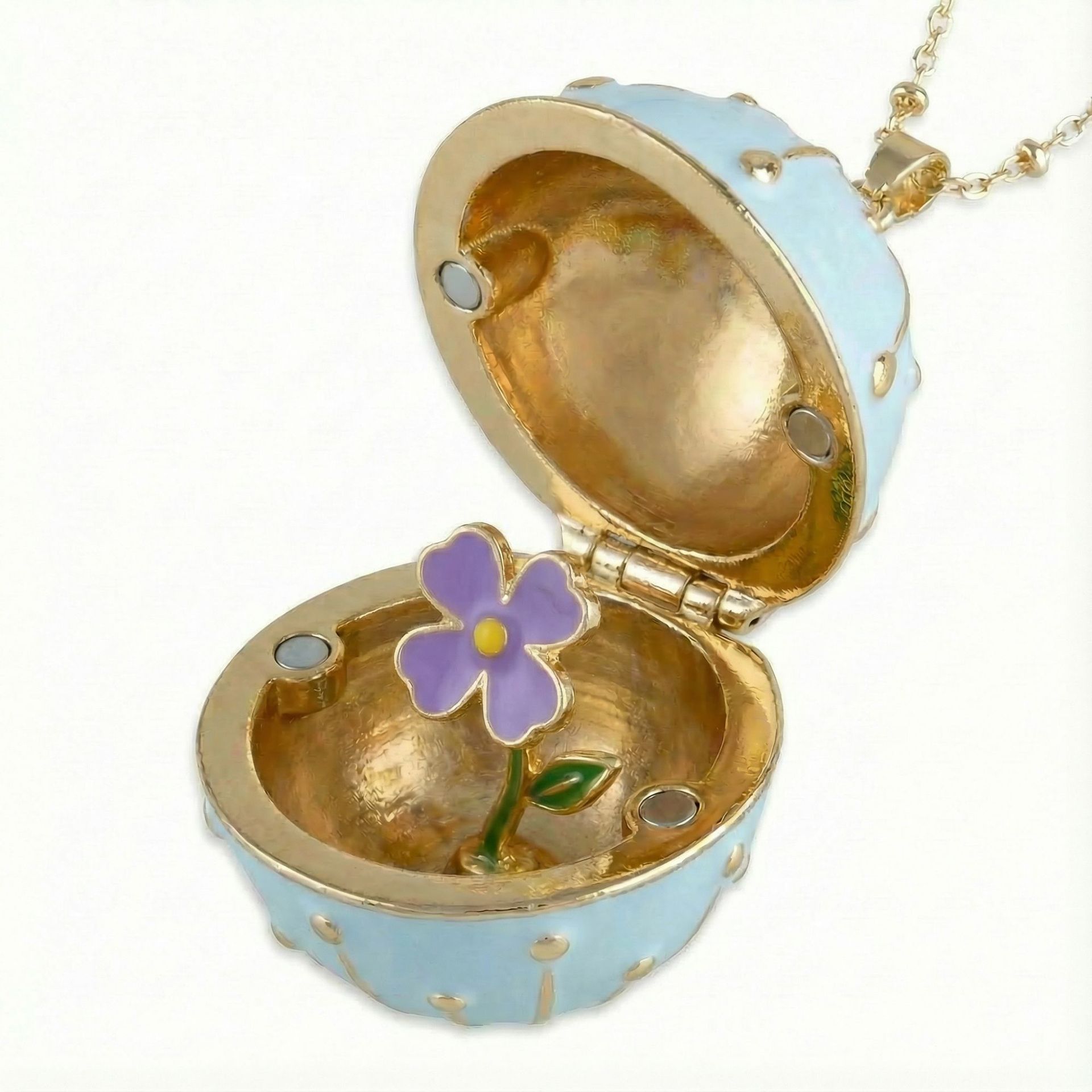 Collier violet de février