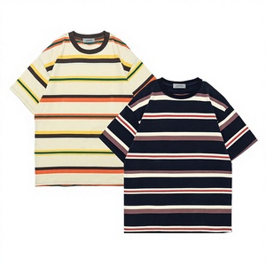 Camiseta de Algodón Grueso con Estampado Personalizado, Tejido Liso Teñido, Corte Holgado, Hombros Caídos, Estilo Vintage Urbano a Rayas - Product Image 3