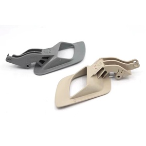 Maniglia Interna Grigio Beige per Porta Anteriore e Posteriore Sinistra e Destra 5J0837225B 5J0837226B per Skoda <span class=keywords><strong>Fabia</strong></span> 2 mk2 2008-2014 <span class=keywords><strong>Roomster</strong></span> 5J - Product Image 3