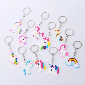 Porte-clés en PVC pour décoration d'anniversaire et de fête, porte-clés licorne arc-en-ciel