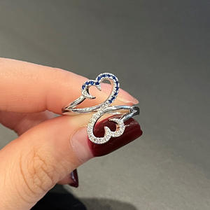 Anello a Forma di Cuore F1482 per Donna con Zirconia Cubica Creata in Laboratorio e Micro Pavé, Anelli di Fidanzamento alla Moda - Product Image 2