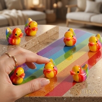 Mini canard arc-en-ciel en résine, mignon, jouet de bain pour enfant, décoration de jardin féerique, maison de poupée, ornement de bureau, cadeau de fête, vente en gros, cadeau de boutique, artisanat 3D DIY en vrac