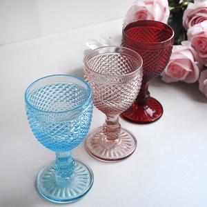 <span class=keywords><strong>Verres</strong></span> à <span class=keywords><strong>vin</strong></span> de mariage fabriqués en Chine, fournitures, gravés et en relief, gobelets colorés, verrerie à pied - Product Image 4