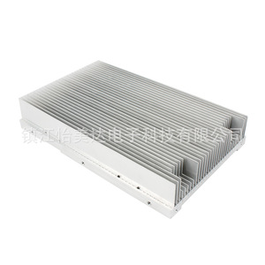 Disipador de Calor de Alta Densidad con Dientes Yimeida para Fuente de Alimentación Inverter y Convertidor de Frecuencia 200x150x40mm - Product Image 4