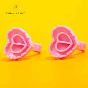 Pinky Leem Private Label Disposable <b>Plastics</b> White Blue Pink Glue Ring Eyelash Glue <b>Holder</b> Lash Blooming Cup Glue Rings - Product Image 1