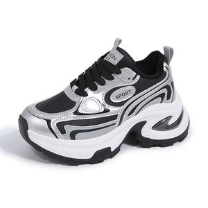 Zapatos Deportivos Casuales de Moda para Mujer, Primavera, Otoño, Invierno, Cómodos para Caminar, Antideslizantes, con Aumento de Altura - Product Image 1