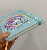 Nuevo diseño personalizado de dibujos animados de tapa dura banda elástica cuaderno A5 cubierta personalizada diseño portátil para niños