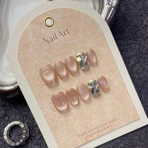 <span class=keywords><strong>Uñas</strong></span> Postizas Magnéticas <span class=keywords><strong>Elegantes</strong></span> Color Nude, Forma de Ataúd Corta, Acrílico Brillante, Juego de <span class=keywords><strong>Uñas</strong></span> con Pegamento, Uso Diario, Diseño Simple - Product Image 2