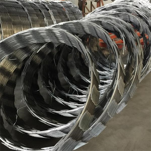 Alambre de púas tipo <span class=keywords><strong>concertina</strong></span> CBT-65, galvanizado en caliente, antiescalada, para protección de perímetros y cercas - Product Image 5