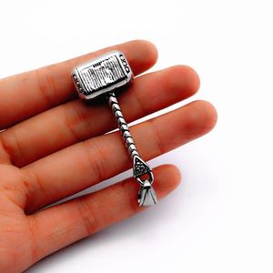 Pendentif Marteau de Thor Argenté, Collier de Noël, Bijou Tendance, Pendentif Chaîne de Pull en Acier Inoxydable 316L, Bijoux pour Homme - Product Image 2