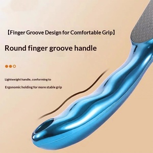 Râpe manuelle pour pieds, éliminateur de callosités, brosse à talons, double usage humide et sec, outil de pédicure à domicile, vente en gros fabricant - Product Image 4
