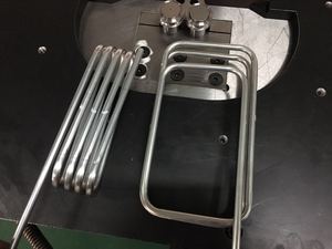 Bàn Quay 2000Mm Máy Uốn Ống Cho Ống Serpentine - Product Image 5