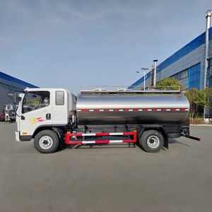 Camion cisterna in acciaio inossidabile da 5000 litri per trasporto acqua, latte e petrolio - Product Image 4
