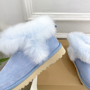 Bottes d'hiver de luxe pour femmes en peau de mouton, avec garniture en fourrure, chaudes et faciles à enfiler, chaussures de neige - Product Image 2