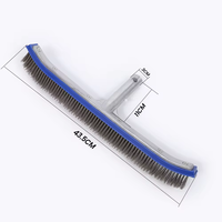 Nettoyeur de piscine en fibre de verre à haute efficacité MORRU en acier inoxydable avec dos en aluminium poli et bande de protection en PP