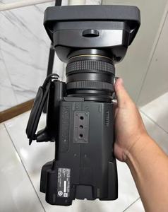 Caméscope professionnel 4K Sonyss PXW Z100 d'occasion, prêt à être expédié - Product Image 5