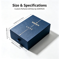 Boîte cadeau de luxe personnalisée pour parfum, en carton rigide bleu foncé texturé, avec logo en feuille d'or, emballage coulissant pour flacon de parfum