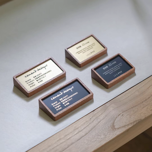 Bán buôn Chất lượng cao bằng gỗ giá tag giấy và bút hiển thị giá tag đứng bằng gỗ Giá hiển thị dấu hiệu - Product Image 1