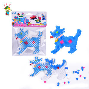 Venta caliente Juguetes educativos para niños 5 mm Perler Hama Beads Planchado Fusible Beads en varios colores - Product Image 3
