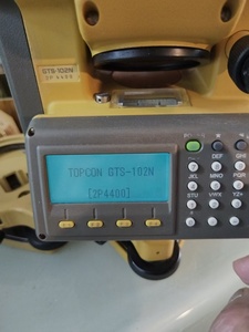 Station totale d'occasion GTS102N avec communication USB pour levés topographiques - Product Image 4